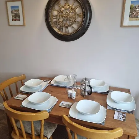 Endeavour - A Wonderful Tatil Evi Whitby