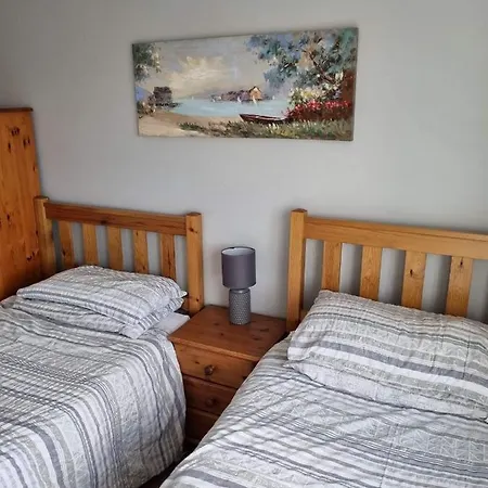 Endeavour - A Wonderful Whitby