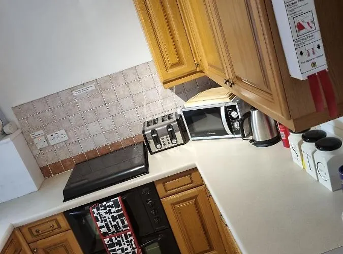 Endeavour - A Wonderful Дом отдыха