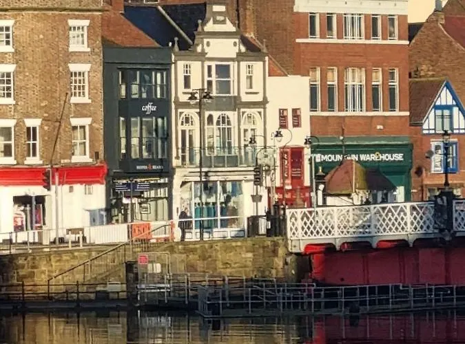 Endeavour - A Wonderful *