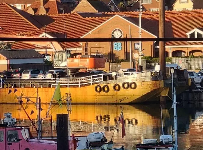 Endeavour - A Wonderful Дом отдыха Уитби