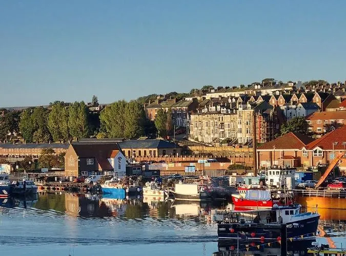 Endeavour - A Wonderful * Уитби