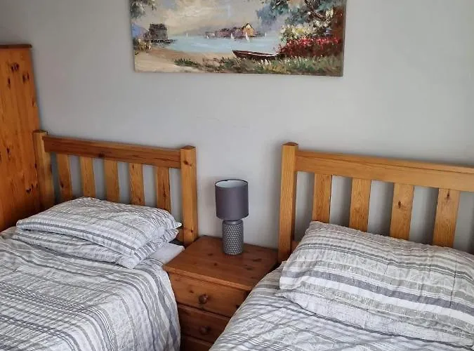 Endeavour - A Wonderful Уитби