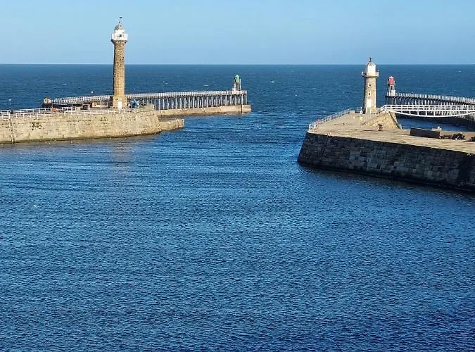 Endeavour - A Wonderful Дом отдыха