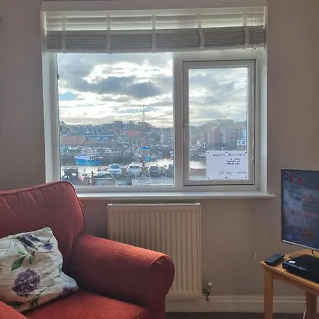 Endeavour - A Wonderful Holiday home Whitby